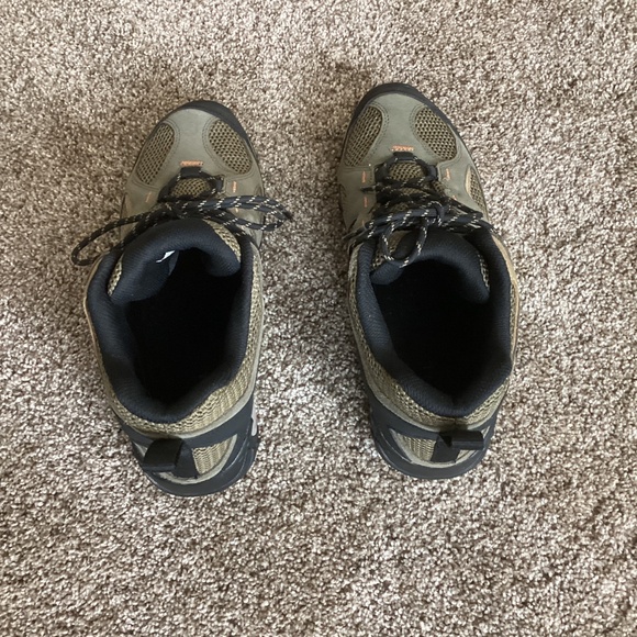 Merrell Boots - Picture 3 of 5